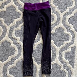 Women’s purple lululemon leggings